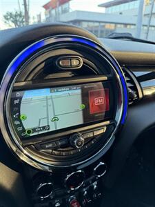 2020 MINI Hardtop 4 Door Cooper S   - Photo 13 - Costa Mesa, CA 92626