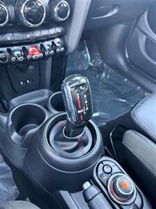 2020 MINI Hardtop 4 Door Cooper S   - Photo 15 - Costa Mesa, CA 92626