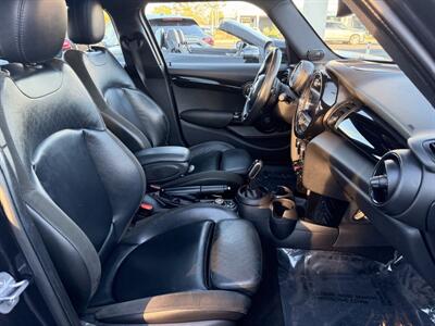 2020 MINI Hardtop 4 Door Cooper S   - Photo 8 - Costa Mesa, CA 92626