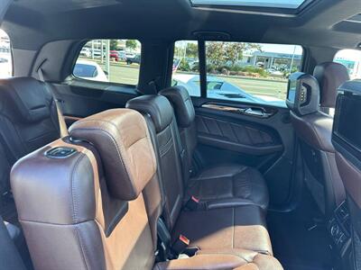 2015 Mercedes-Benz GL 450 4MATIC   - Photo 12 - Costa Mesa, CA 92626