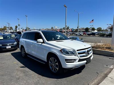 2015 Mercedes-Benz GL 450 4MATIC   - Photo 2 - Costa Mesa, CA 92626