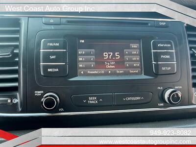 2016 Kia Sedona LX Plus   - Photo 18 - Costa Mesa, CA 92626
