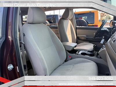 2016 Kia Sedona LX Plus   - Photo 8 - Costa Mesa, CA 92626
