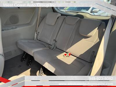 2016 Kia Sedona LX Plus   - Photo 10 - Costa Mesa, CA 92626
