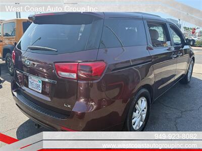 2016 Kia Sedona LX Plus   - Photo 4 - Costa Mesa, CA 92626