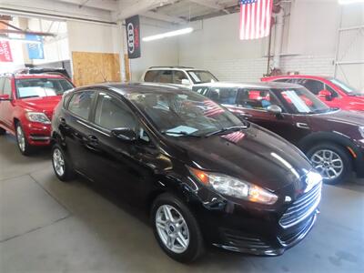 2017 Ford Fiesta SE   - Photo 2 - Costa Mesa, CA 92626