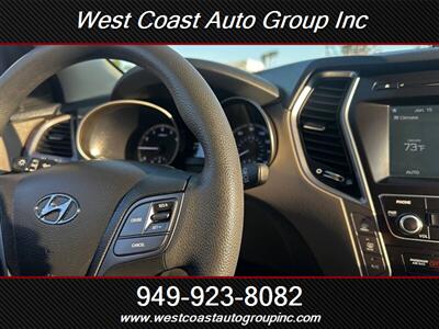 2017 Hyundai SANTA FE SE   - Photo 20 - Costa Mesa, CA 92626