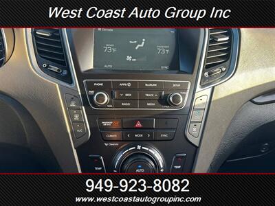 2017 Hyundai SANTA FE SE   - Photo 16 - Costa Mesa, CA 92626