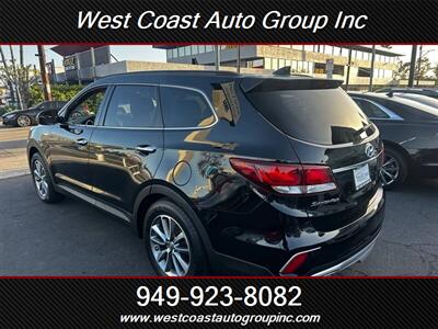 2017 Hyundai SANTA FE SE   - Photo 4 - Costa Mesa, CA 92626