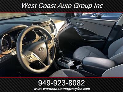 2017 Hyundai SANTA FE SE   - Photo 6 - Costa Mesa, CA 92626