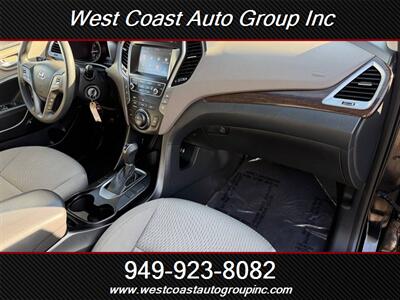 2017 Hyundai SANTA FE SE   - Photo 6 - Costa Mesa, CA 92626