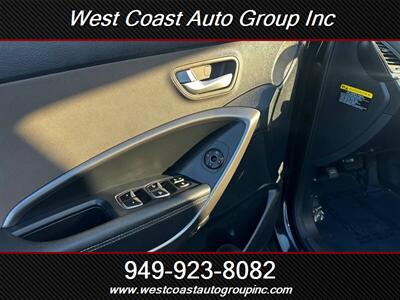 2017 Hyundai SANTA FE SE   - Photo 23 - Costa Mesa, CA 92626