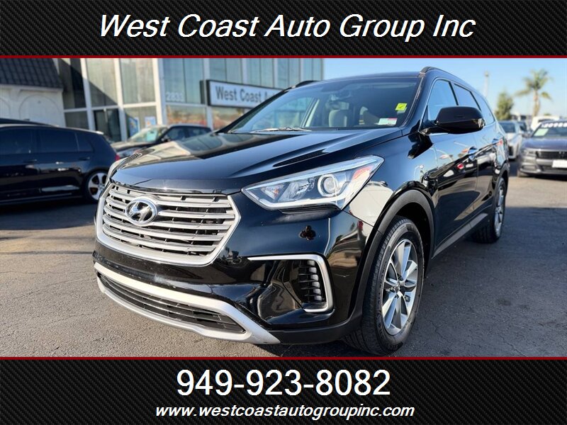 2017 Hyundai SANTA FE SE   - Photo 1 - Costa Mesa, CA 92626