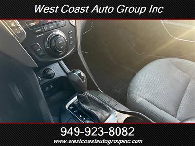 2017 Hyundai SANTA FE SE   - Photo 17 - Costa Mesa, CA 92626