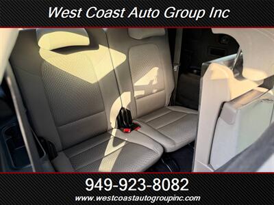 2017 Hyundai SANTA FE SE   - Photo 9 - Costa Mesa, CA 92626