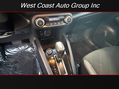 2019 Nissan Kicks SV   - Photo 16 - Costa Mesa, CA 92626