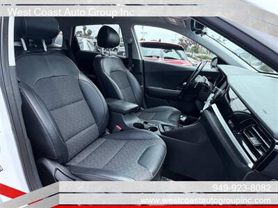 2020 Kia Niro EX Premium - Photo 9 - Costa Mesa, CA 92626