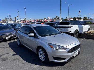 2016 Ford Focus SE   - Photo 2 - Costa Mesa, CA 92626