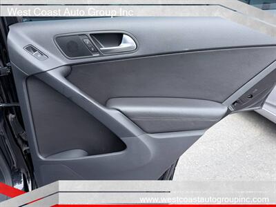 2013 Volkswagen Tiguan SE 4Motion - Photo 14 - Costa Mesa, CA 92626