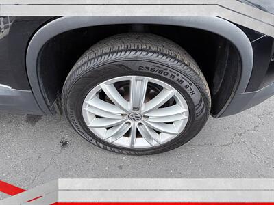 2013 Volkswagen Tiguan SE 4Motion - Photo 17 - Costa Mesa, CA 92626