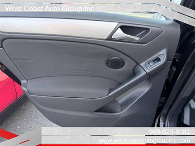 2010 Volkswagen Golf 2.5L PZEV   - Photo 16 - Costa Mesa, CA 92626