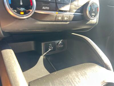 2024 Ford Escape Active   - Photo 18 - Costa Mesa, CA 92626