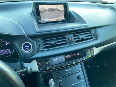 2013 Lexus CT 200h   - Photo 14 - Costa Mesa, CA 92626