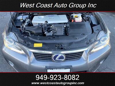 2013 Lexus CT 200h   - Photo 16 - Costa Mesa, CA 92626