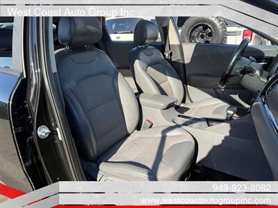 2017 Kia Niro EX Premium   - Photo 8 - Costa Mesa, CA 92626