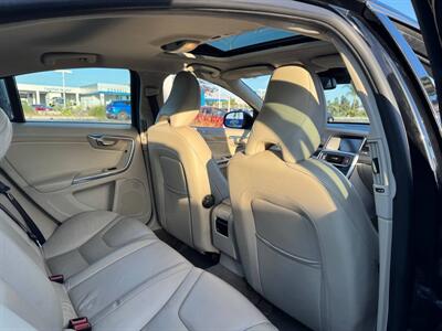 2013 Volvo S60 T5   - Photo 8 - Costa Mesa, CA 92626