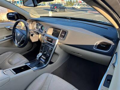 2013 Volvo S60 T5   - Photo 11 - Costa Mesa, CA 92626