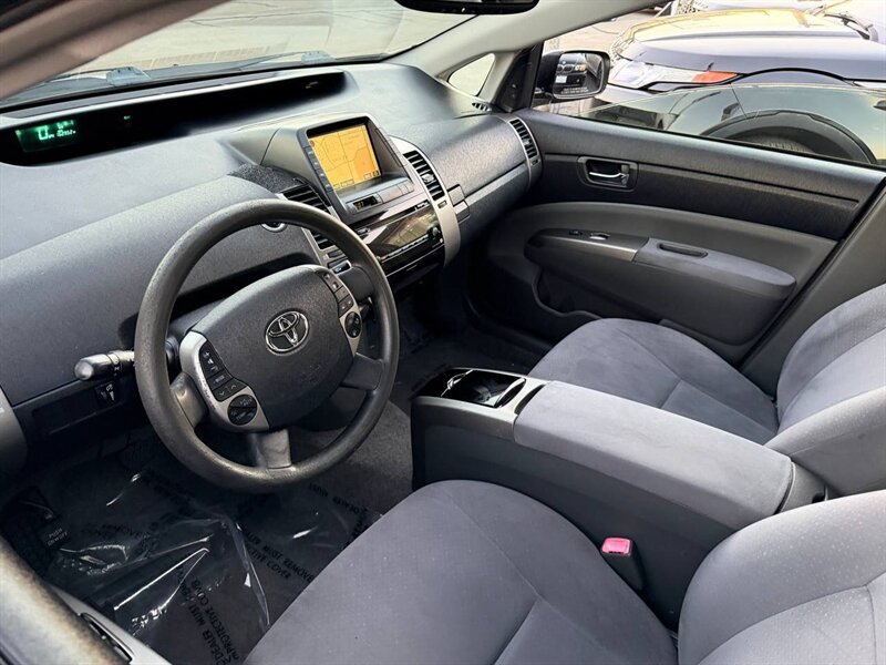 2008 Toyota Prius photo 2
