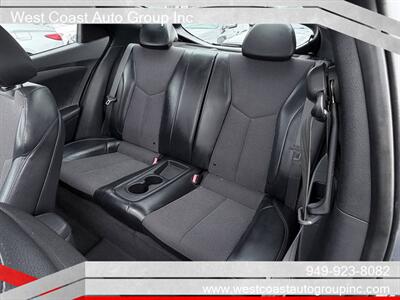2012 Hyundai VELOSTER   - Photo 13 - Costa Mesa, CA 92626