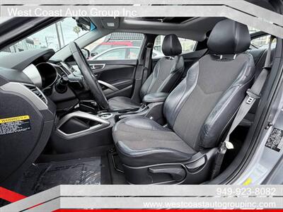 2012 Hyundai VELOSTER   - Photo 9 - Costa Mesa, CA 92626
