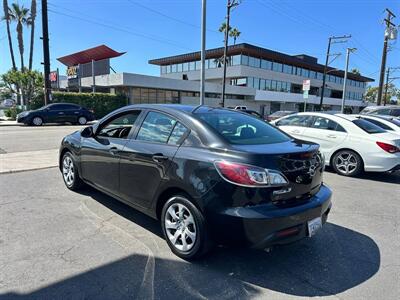 2011 Mazda Mazda3 i Sport   - Photo 3 - Costa Mesa, CA 92626