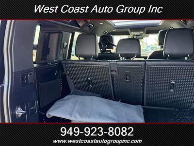 2023 Land Rover Defender 110 X-Dynamic SE   - Photo 18 - Costa Mesa, CA 92626