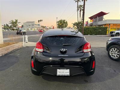 2015 Hyundai VELOSTER RE:FLEX   - Photo 17 - Costa Mesa, CA 92626