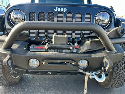 2010 Jeep Wrangler Sahara   - Photo 17 - Costa Mesa, CA 92626