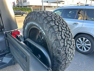 2010 Jeep Wrangler Sahara   - Photo 16 - Costa Mesa, CA 92626