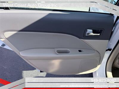 2011 Ford Fusion SE - Photo 14 - Costa Mesa, CA 92626