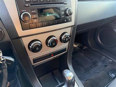 2010 Dodge Avenger SXT   - Photo 11 - Costa Mesa, CA 92626