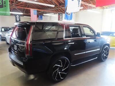 2018 Cadillac Escalade Luxury   - Photo 3 - Costa Mesa, CA 92626