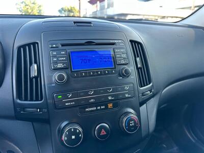 2011 Hyundai ELANTRA Touring GLS   - Photo 12 - Costa Mesa, CA 92626