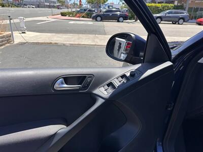 2015 Volkswagen Tiguan S   - Photo 17 - Costa Mesa, CA 92626
