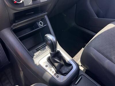 2015 Volkswagen Tiguan S   - Photo 13 - Costa Mesa, CA 92626