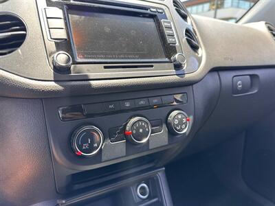 2015 Volkswagen Tiguan S   - Photo 20 - Costa Mesa, CA 92626