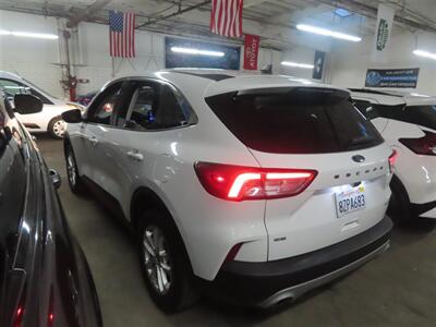 2022 Ford Escape SE   - Photo 4 - Costa Mesa, CA 92626