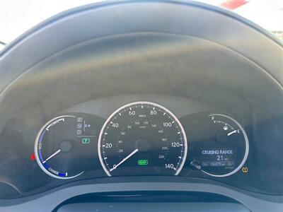 2011 Lexus CT 200h Premium   - Photo 16 - Costa Mesa, CA 92626