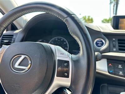 2011 Lexus CT 200h Premium   - Photo 10 - Costa Mesa, CA 92626