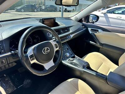 2011 Lexus CT 200h Premium   - Photo 5 - Costa Mesa, CA 92626